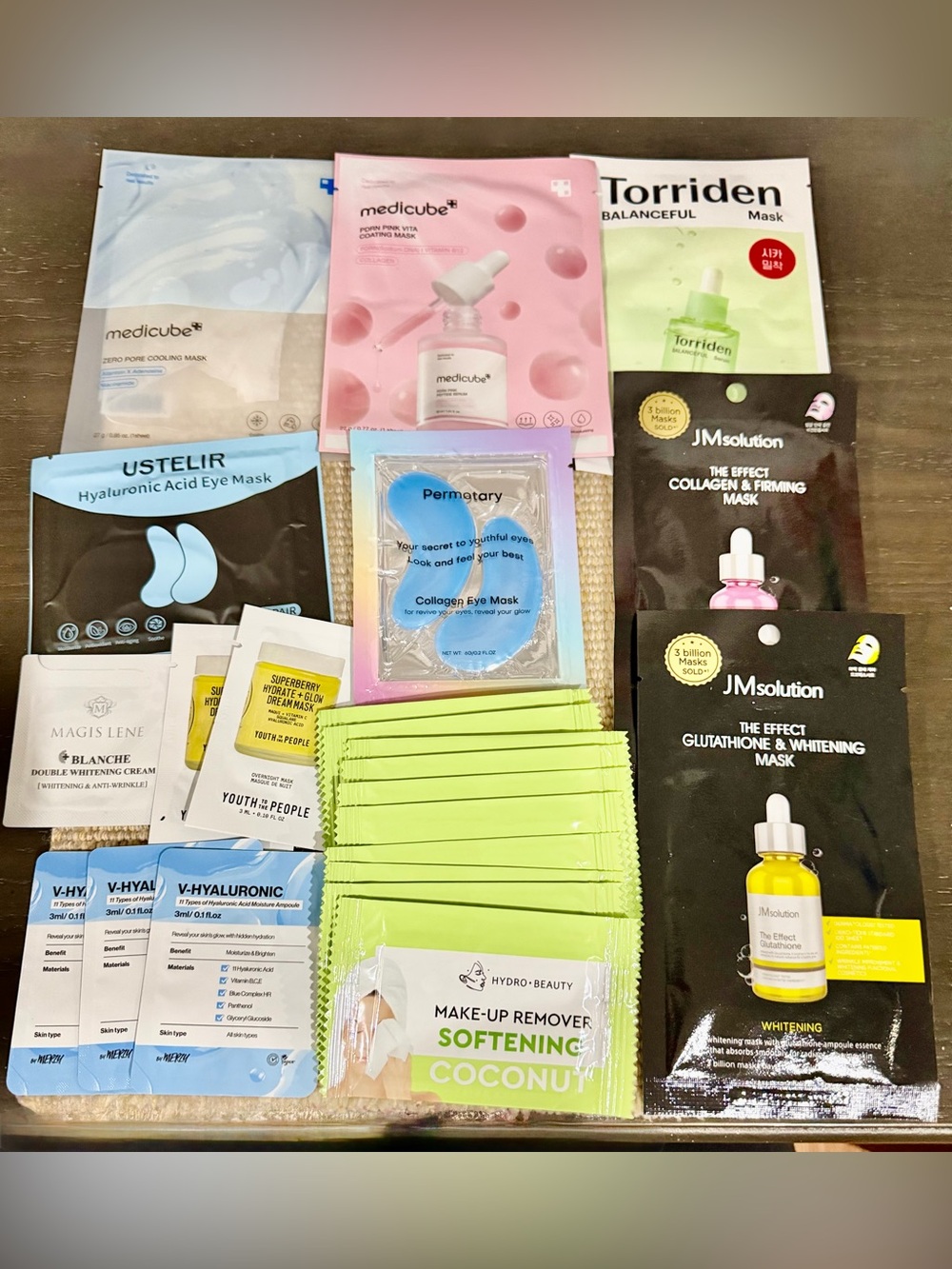 23-Piece K-Beauty & Skincare Sample Bundle | Medicube, Torriden, YTP and more!